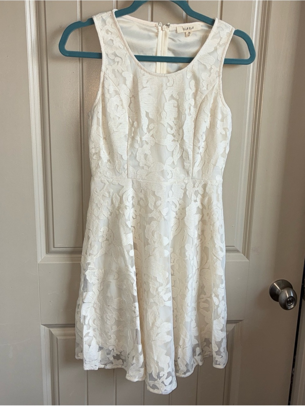ILLA ILLA White Floral Lace A-Line Mini Dress